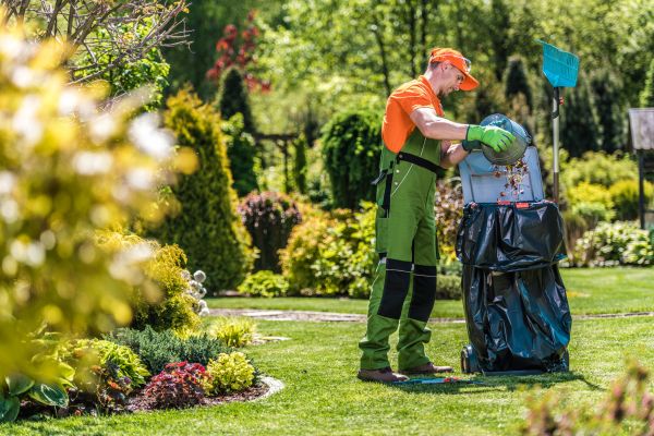 Cost of Lawn Cleaning Service in Draper